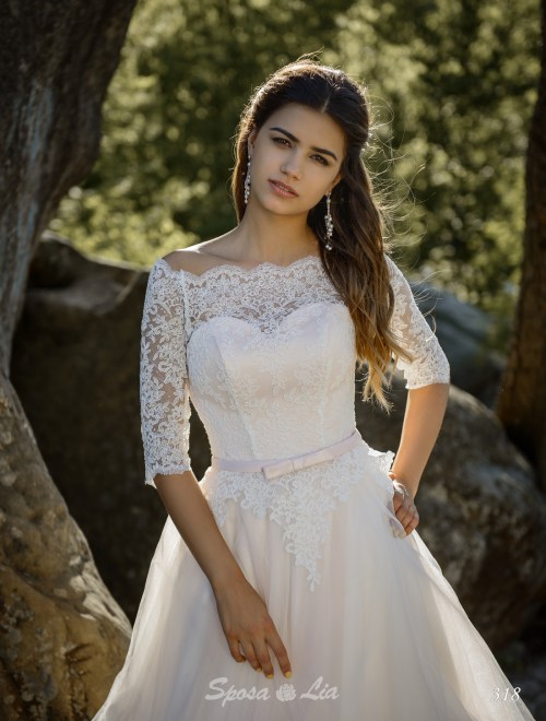 https://www.sposa-lia.com/images/stories/virtuemart/product/318      (2).jpg